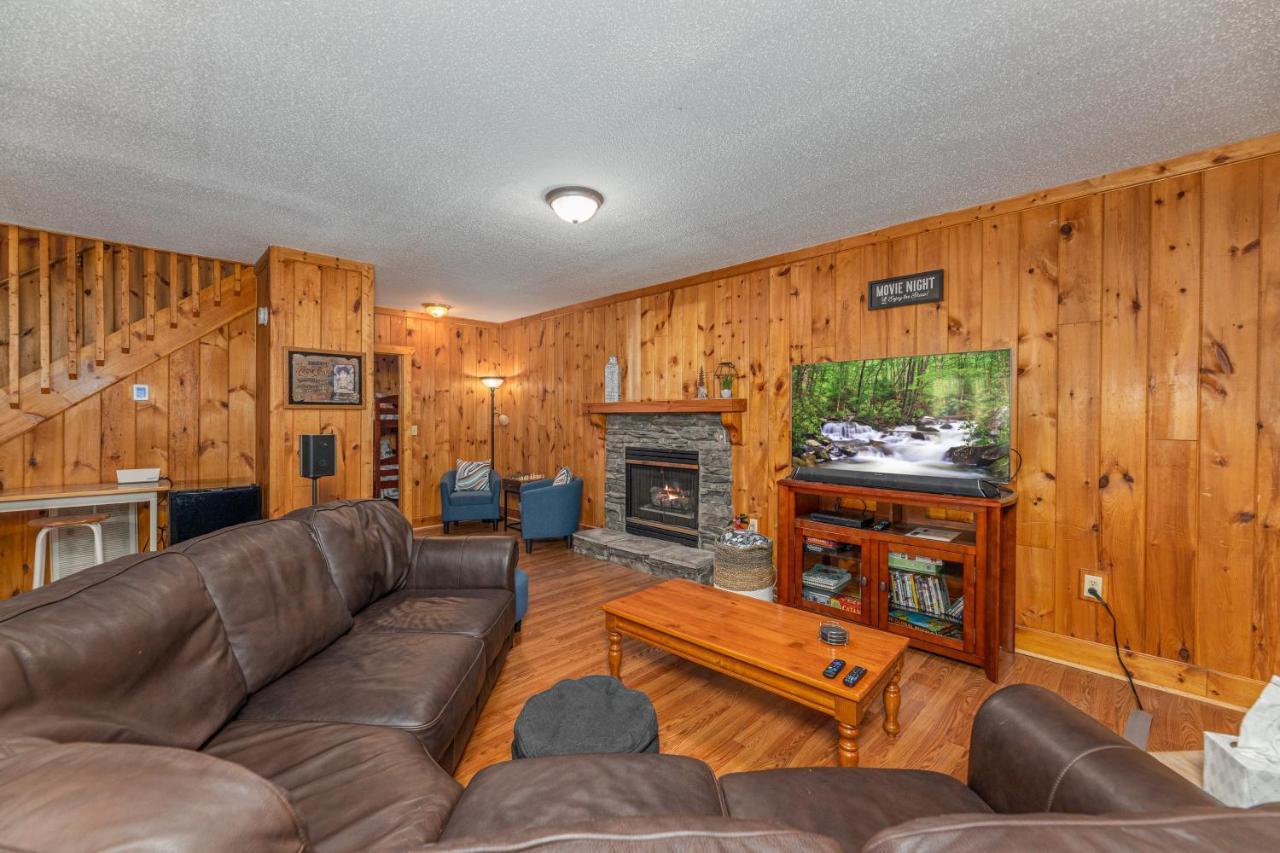 Firefly Hollow Cabin - Smoky Mountains - Soaky Mountain Water Park - Sevierville Convention Center ピジョンフォージ エクステリア 写真