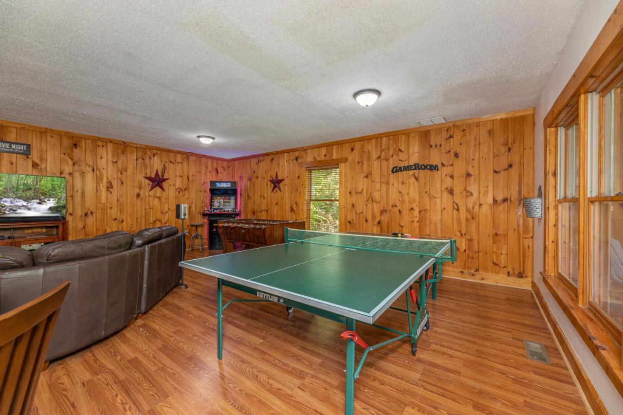 Firefly Hollow Cabin - Smoky Mountains - Soaky Mountain Water Park - Sevierville Convention Center ピジョンフォージ エクステリア 写真