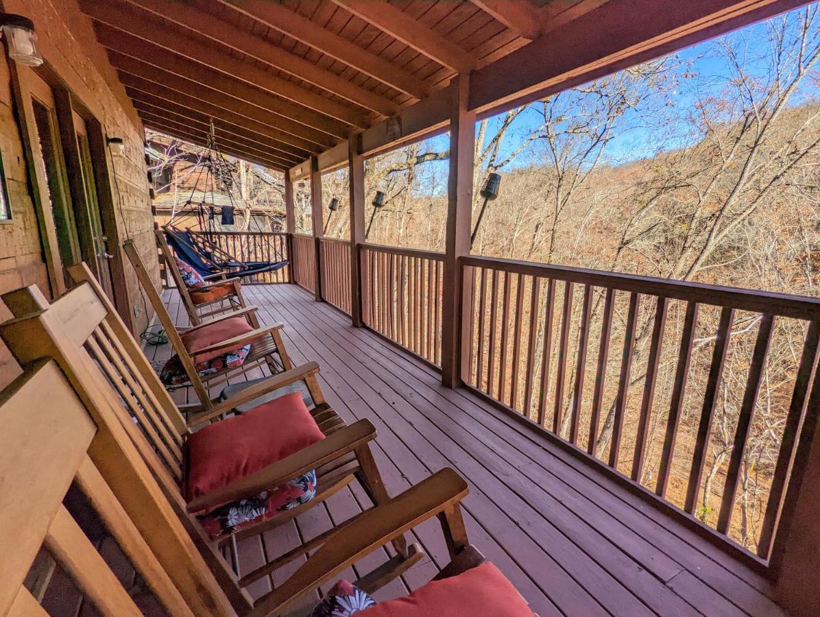 Firefly Hollow Cabin - Smoky Mountains - Soaky Mountain Water Park - Sevierville Convention Center ピジョンフォージ エクステリア 写真