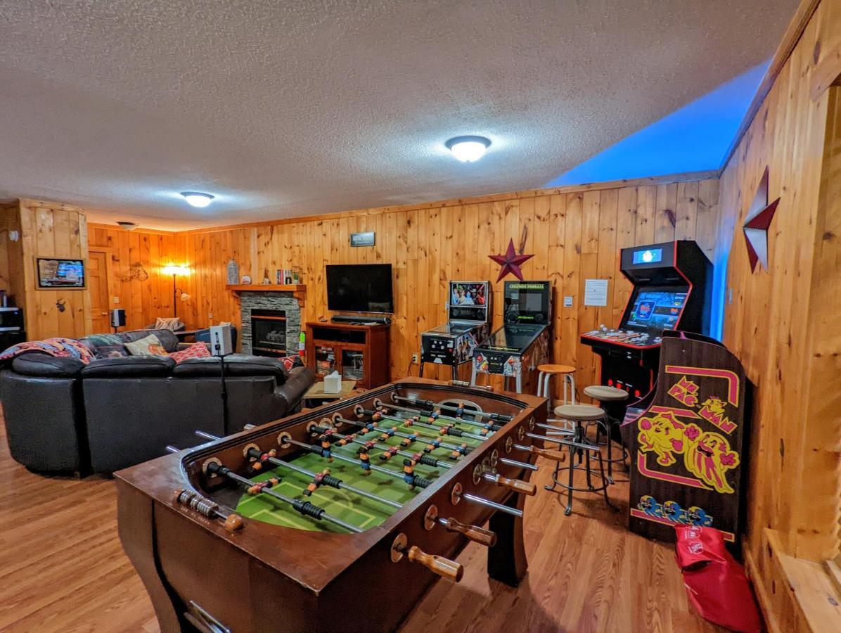 Firefly Hollow Cabin - Smoky Mountains - Soaky Mountain Water Park - Sevierville Convention Center ピジョンフォージ エクステリア 写真