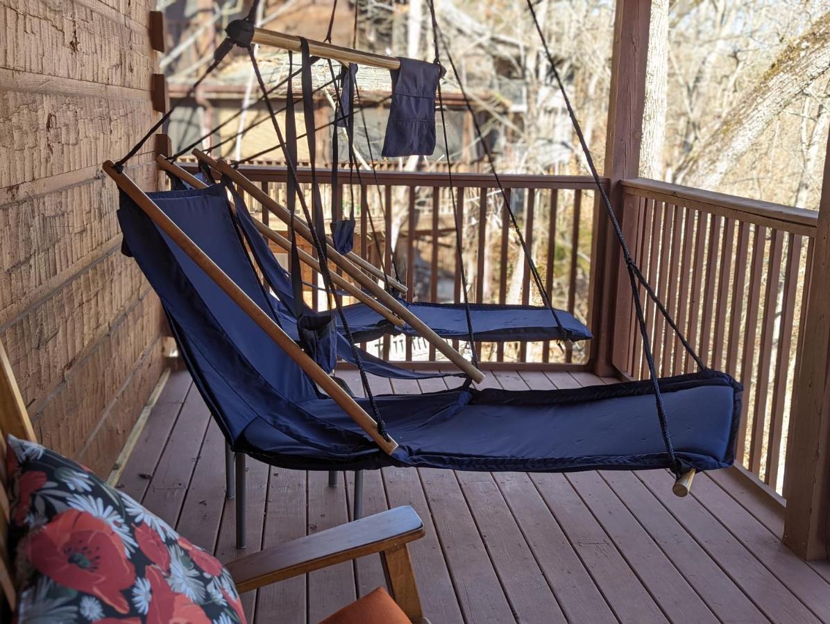 Firefly Hollow Cabin - Smoky Mountains - Soaky Mountain Water Park - Sevierville Convention Center ピジョンフォージ エクステリア 写真